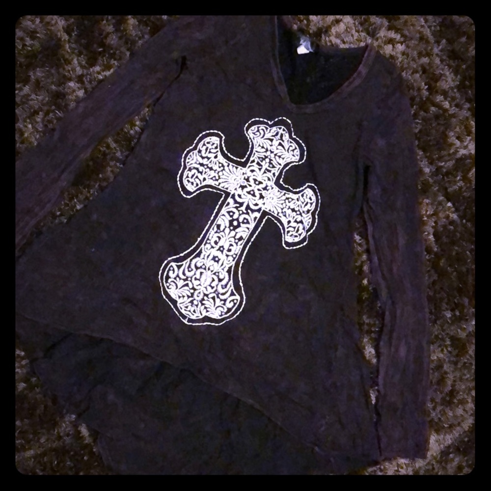 Beautiful cross detail with black lace back